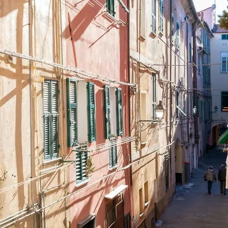 Il Nido Nei Caruggi - - 50 Mt Mare * Loano